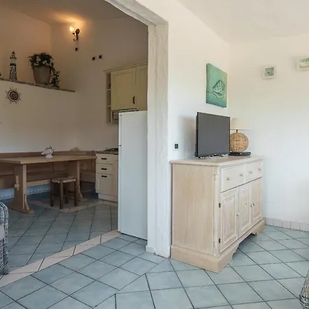 Welcomely - Villa Aranzos Apartman